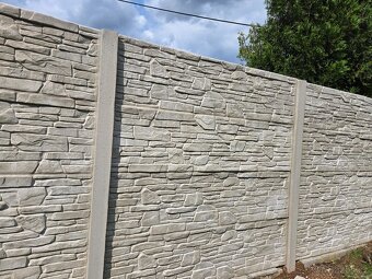 Betonový plot   Dekor lamaný kámen - 4