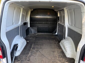 HEZKÝ TRANSPORTER T5.1 2013 - 4