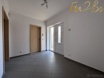 Pronajmu krásný mezonet 4kk v RD s garáží a zahradou - Běcho - 4