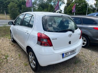 Toyota Yaris 1.0 - 4