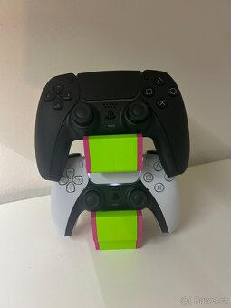 Držák na ovladače 5S5, nový - 4