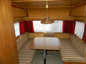 Dvouosý karavan Fendt - 4