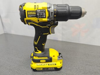 Aku vrtačka s příklepem Stanley FatMax SFMCD715D2K - 4