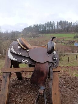 Saddle Dakota 15,5' - 4