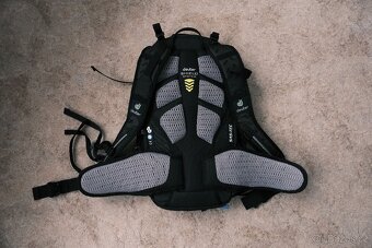 Batoh Deuter Attack 20l - integrovaný chránič SAS-TEC - 4