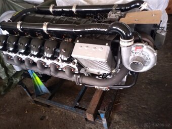Motor  motory Tatra 815 v12 biturbo turbo - 4