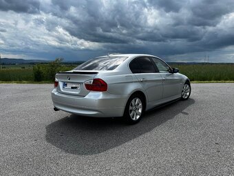 Bmw E90 325i - 4