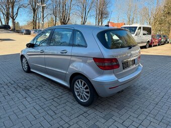 Mercedes-Benz B 200 Turbo - 4