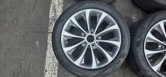 BMW 5 (F10, F11) alu originál sada R18 - 4