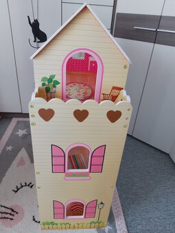 Domeček pro panenky-dřevěný XL+ panenky zdarma - 4