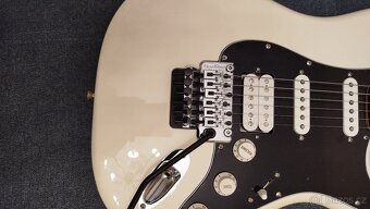 Fender Stratocaster, Floyd Rose, Superstrát made in Mexico - 4