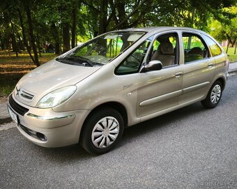 Citroen Xsara Picasso 1.6 benzín, rv 2005, najeto 152.900 km - 4