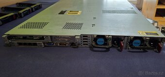 HP Proliant DL360p gen8 - 4