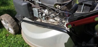 Prodám sekačku Vega s velkou slevou /el starter. - 4