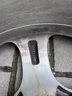 ALU kola R17 215/45 - 4