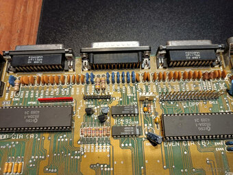 Prodam zakladni desku Amiga 500 revize 6A - 4