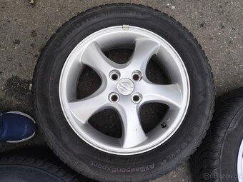 Kola Suzuki Ignis  zimní - 4