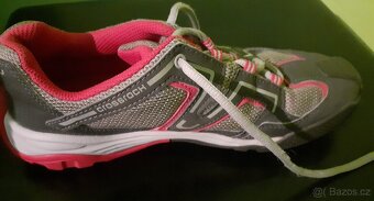 Šedorůžové dívčí boty - 4