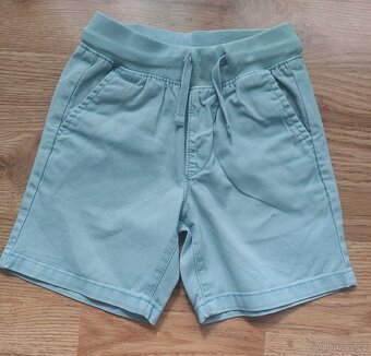 Dvoje dětské kraťasy zn. GAP vel. 104 - 4