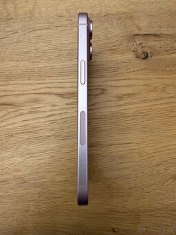 iPhone 15  - 128GB - 4