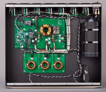 Audioquest NIAGARA 3000 - 4