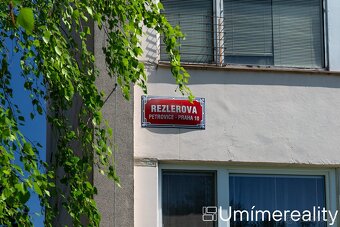 Prodej byty 3+kk, 65 m2 - Praha - Petrovice, ev.č. Rezlerova - 4