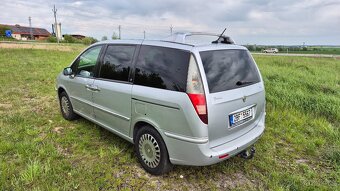 Lancia Phedra 2,2 HDi 125 kw bi-turbo - 4