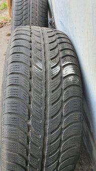 Plechové ráfky a pneu na dojetí. 195/65 R15 Renault Megane - 4