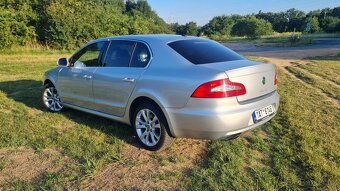 Superb 3.6 fsi - 4