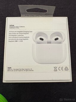 AirPods 3 generace - 4