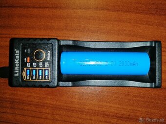 Inteligentná nabíjačka na gum batérie 1,2V pre Walkman - 4