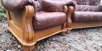 Kožená sedací souprava 3+1+1 s masivnim dřevem - 4