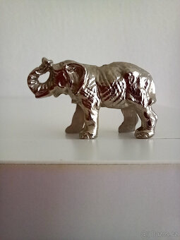 2x slon + 3 miniatury slonů - 4