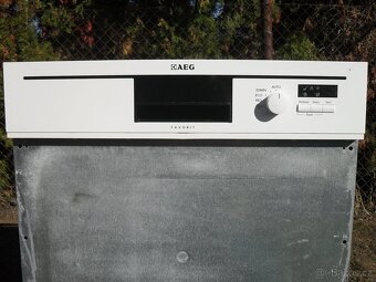 VESTAVNÁ MYČKA AEG,BÍLÝ PANEL,LCD,IKONY,tř.A.,XXL - 4