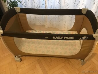 Dětská cestovní postýlka - 4