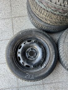 Prodám rezervu nejetou 165/70R14 81T Continental - 4