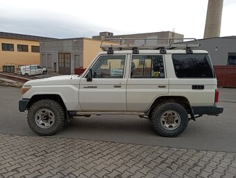 Prodám Toyota HZJ - 4