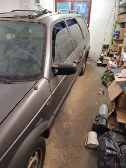VW Passat B3 Variant 1.8i - 4