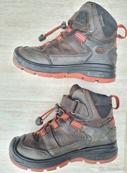 Trekové boty Keen Redwood MID WP, vel.29 - 4