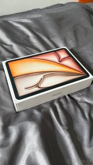 Apple IPad 11palcový Air 128GB M2 - hvězdně bílý - 4