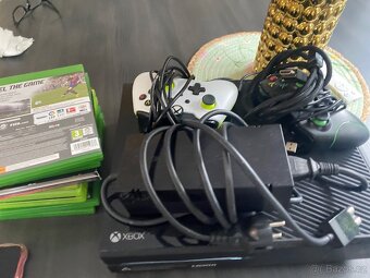 X box - 4