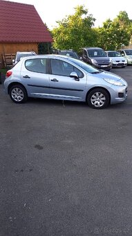 Peugeot 207 1.4 benzin 54kW, plně funkční na nahr.dily - 4