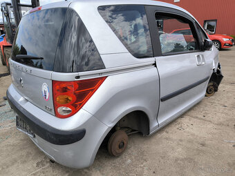 Peugeot 1007 1.4 16V r.v. 2007 KFU 65kw(4657) - 4
