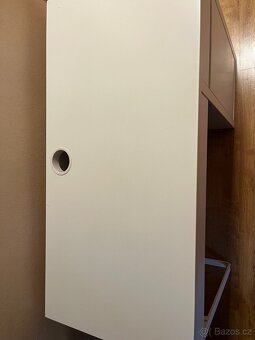 Psaci stul Micke Ikea - 4