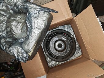 Eminence LAB12 reproduktor 12", 400W 6 Ohmů, 25Hz - 4