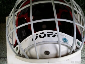 Dětská hokejová helma s mřížkou J0FA - 4