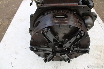 Zetor 7211 7245 motor na opravu nebo na díly - 4