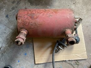nádobu elektrokotle, poctivá svářečská výroba, na 4 tělesa - 4