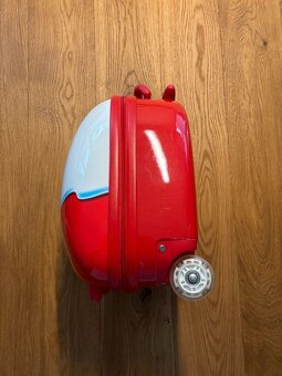 NOVÝ Kinder Surprise trolley - 4