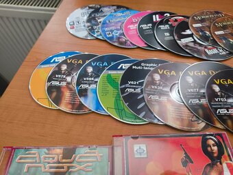 31x CD/DVD (GPU drivers, plné hry) - ASUS, MSI - 4